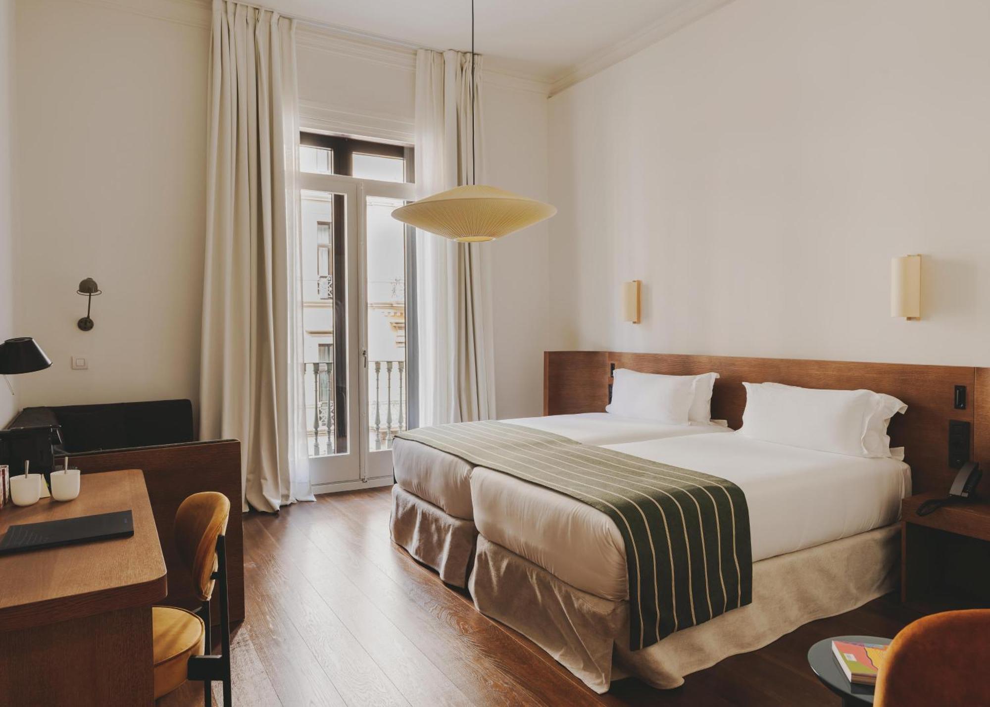 Hotel Regina Barcelona Ngoại thất bức ảnh