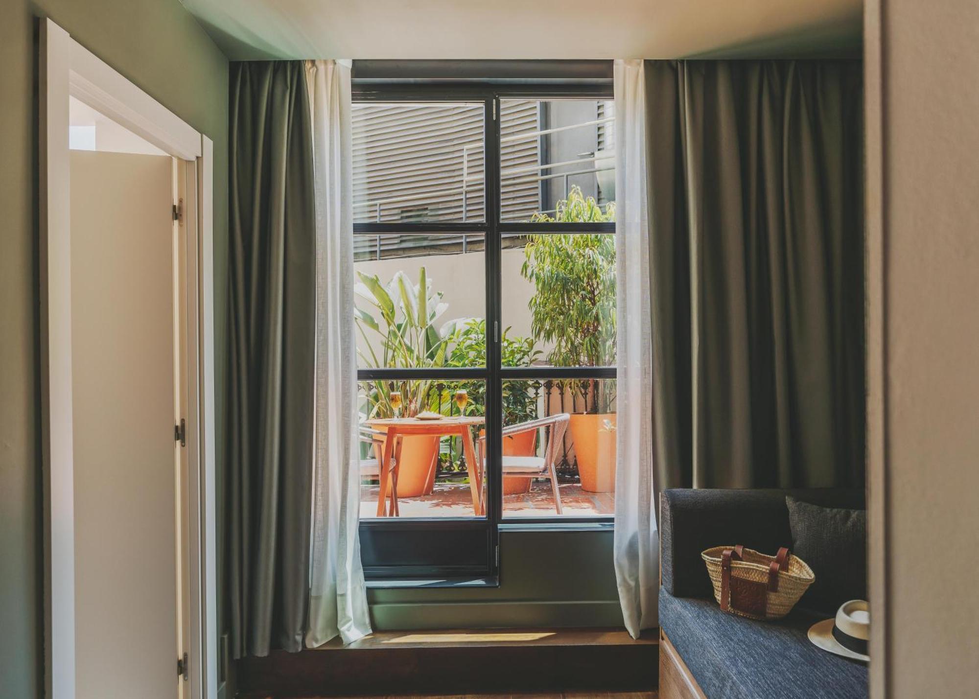 Hotel Regina Barcelona Ngoại thất bức ảnh