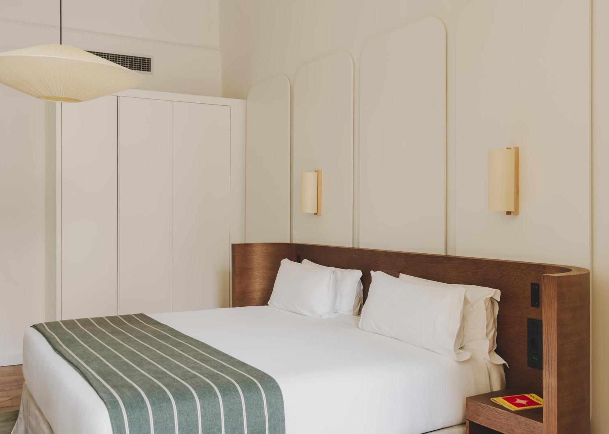 Hotel Regina Barcelona Ngoại thất bức ảnh