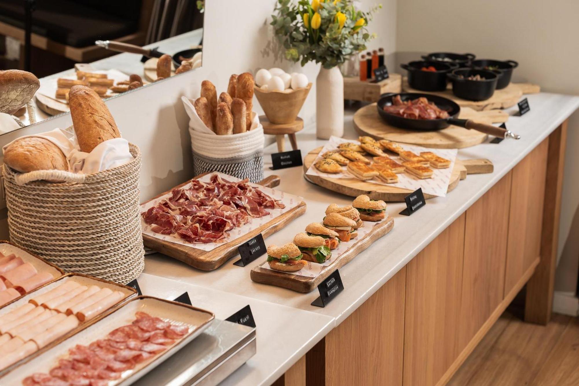 Hotel Regina Barcelona Ngoại thất bức ảnh