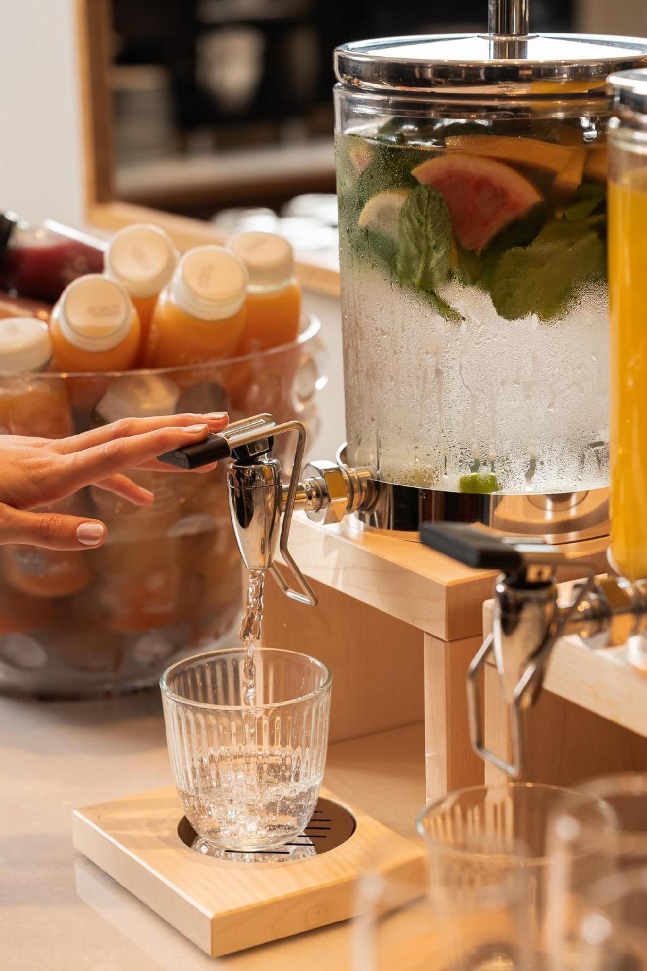 Hotel Regina Barcelona Ngoại thất bức ảnh