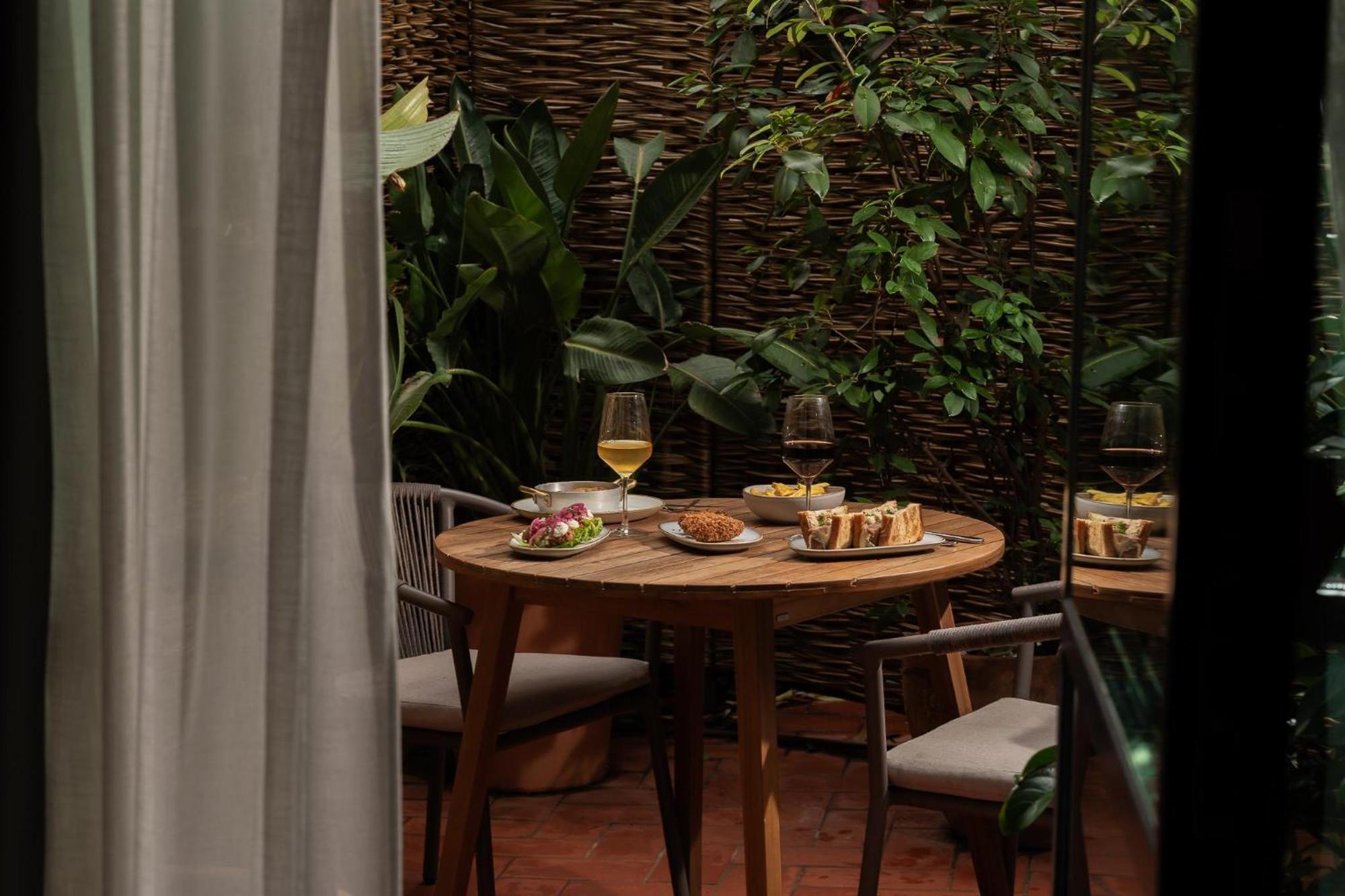 Hotel Regina Barcelona Ngoại thất bức ảnh